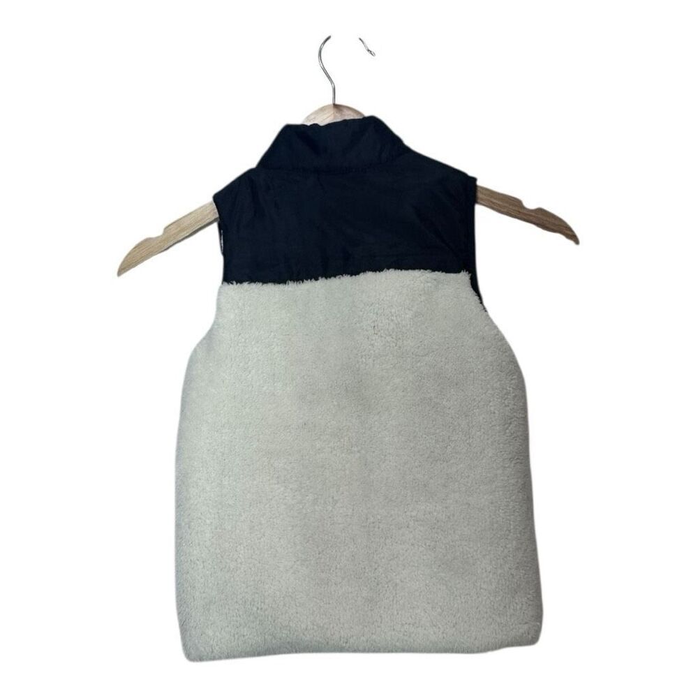 Boys Tommy Bahama Sherpa Fleece Super‎ Soft Winter Vest 5/6 - Picture 2 of 5
